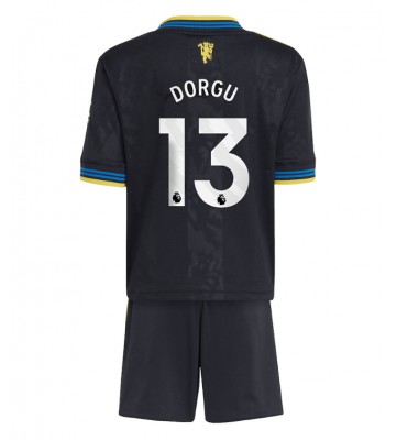 Manchester United Patrick Dorgu #13 Replika Babytøj Tredje sæt Børn 2025-26 Kortærmet (+ Korte bukser)